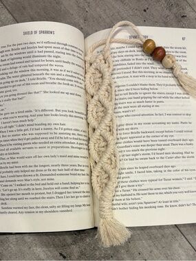 Handmade Macramé Tassel Bookmark with Wooden Beads - Natural (Made to order)